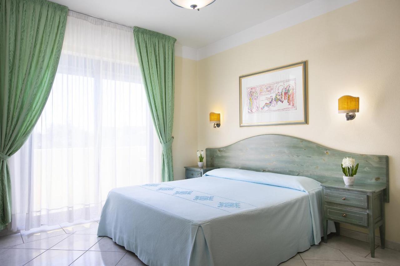 Hotel Maria Rosaria Orosei Esterno foto