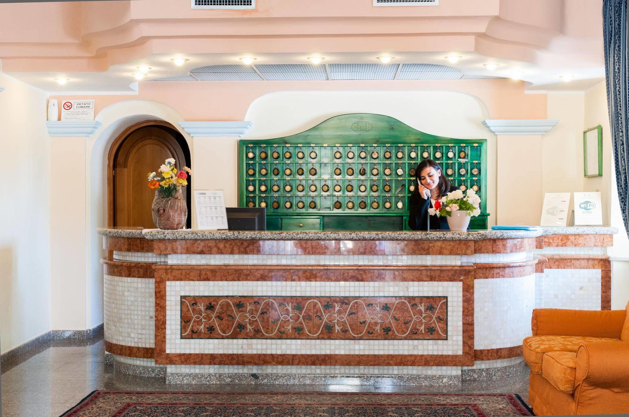 Hotel Maria Rosaria Orosei Esterno foto