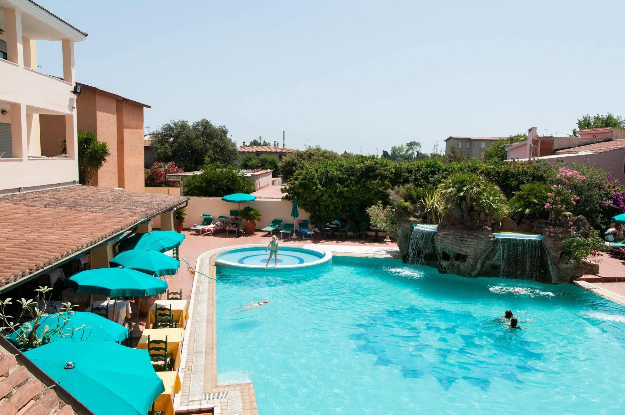 Hotel Maria Rosaria Orosei Esterno foto
